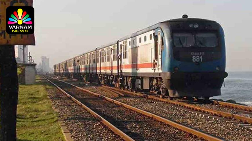 கரையோர ரயில் மார்க்கத்தில் ரயில் தடம் புரள்வு