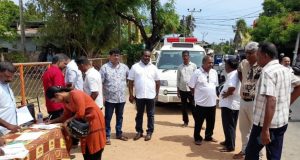 திருகோணமலையில் கையெழுத்துப் போராட்டம்