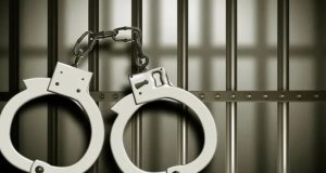 ஹட்டனில் 3500 கிலோ கிராம் கழிவு தேயிலையை லொறியில் ஏற்றிச் சென்ற இருவர் கைது