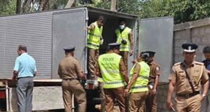 தங்காலையில் சுமார் 200 கிலோ கிராம் பெறுமதியான போதைப்பொருட்கள் பறிமுதல்