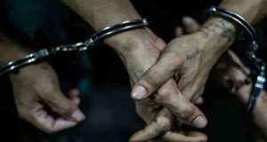 இந்தியாவில் இலங்கையர்கள் மூவர் கைது