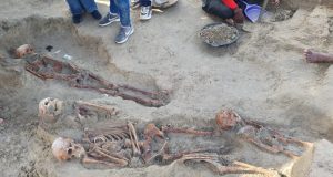 கிளிநொச்சியில் வெடிக்காத நிலையில் வெடி குண்டுகள் கண்டுபிடிப்பு