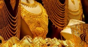 இந்தியாவில் வரலாறு காணாத உச்சம் தொட்ட தங்க விலை