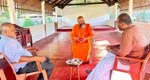 சிவகுரு ஆதீன முதல்வரை சந்தித்த கஜேந்திரகுமார் எம்.பி