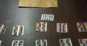 110 போதை மாத்திரைகளுடன் இளைஞர்கள் கைது