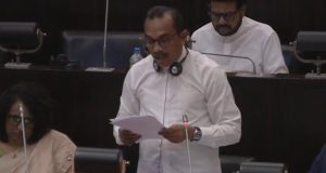 சாரதி உரிம அட்டைகளின் பற்றாக்குறை விரைவில் நிவர்த்தி – பிமல்