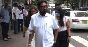 கெஹெலியவின் குடும்பத்தினர் தாக்கல் செய்த மனுக்கள் தள்ளுபடி