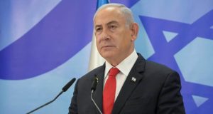 இஸ்ரேல் பிரதமருக்கு பிடியாணை