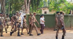 வவுனியா நீதிமன்றில் ஆஜர்படுத்தப்பட்ட பெக்கோ சமனின் மனைவி