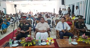 வசதி குறைந்த மாணவர்களுக்கு கற்றல் உபகரணம் வழங்கும் நிகழ்வு