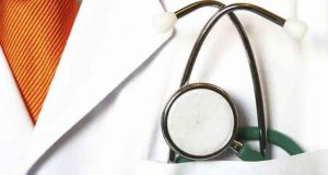 தொழிற்சங்க நடவடிக்கைக்கு தயாராகும் வைத்தியர்கள்