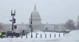 அமெரிக்காவில் கடும் பனிப்புயல்