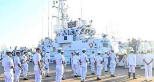 இரு இந்திய பாதுகாப்பு கப்பல்கள் கொழும்பு வருகை