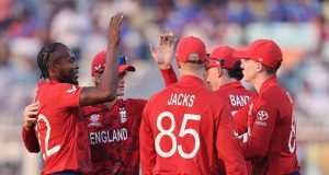 இங்கிலாந்து அணி 24 ஓட்டங்களால் வெற்றி