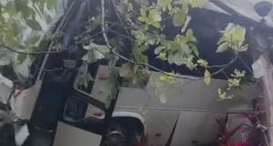 ஹட்டன் – கொழும்பு பிரதான வீதியில் கோர விபத்து – பெண் ஒருவர் பலி