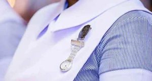 இலங்கை சுகாதார சேவையில் 43,553 செவிலியர்கள்