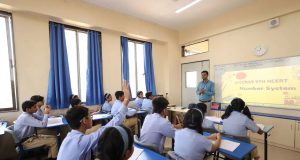 புதன்கிழமைகளில் தனியார் பாடசாலைகளுக்கும் விடுமுறை வழங்குமாறு கோரிக்கை