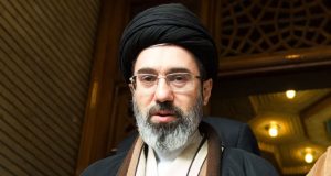 மொஜ்தபா கமேனி பற்றிய தகவல் வழங்கினால் 10 மில்லியன் டொலர் பணப்பரிசு