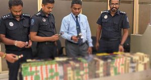 சட்டவிரோத வெளிநாட்டு சிகரெட்டுகளுடன் சீனப் பிரஜை கைது