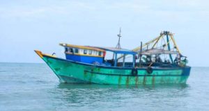 போதைப்பொருள் என சந்தேகிக்கப்படும் மற்றொரு மீன்பிடி படகு சுற்றிவளைப்பு