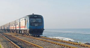 கரையோர ரயில் சேவையின் ஒரு வழித்தடம் வழமைக்கு