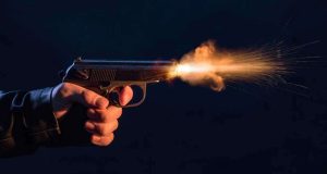 கடுகஸ்தோட்டையில் துப்பாக்கிச் சூடு