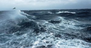 சில கடற்பிராந்தியங்களுக்கு சிவப்பு எச்சரிக்கை