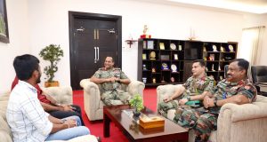 பலாலி இராஜேஸ்வரி அம்மனுக்கு செல்லும் பாதையை விடுவிக்க இராணுவத்தினர் இணக்கம்