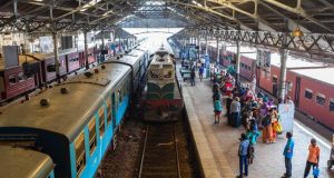 ரயில் சேவைகளில் பெரும் நெருக்கடி ஏற்படும் அபாயம் – ரயில் நிலைய அதிபர்கள் சங்கம் எச்சரிக்கை