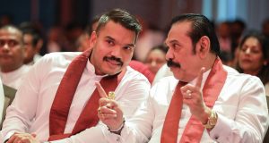 நாட்டை வங்குரோத்து நிலைக்கு தள்ளியவர்கள் பொருளாதாரத்தை பற்றி பேசுகிறார்கள்