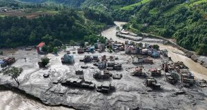 நேபாளம்–சீனா எல்லையில் பேரழிவு வெள்ளம். 1,400-க்கும் மேற்பட்டோர் மாயம்