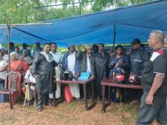 கொட்டும் மழையிலும் பலாலி மக்களின் போராட்டம்
