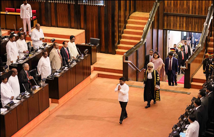 Parliament_Inaugurates_5